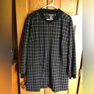 NWT Chelsea & Theodore Black and White Grid Pattern Coat 1X